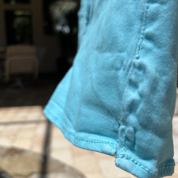 Levy's Kids Girlfriend Fit Printed Color Shorty Shorts - Picture 6 of 14